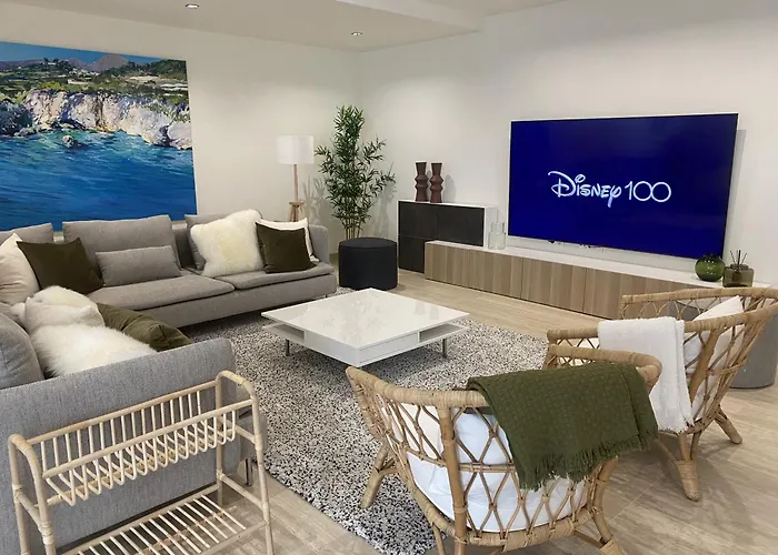 Cristina 빌라 네르하